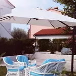 Bella * Ližnjan